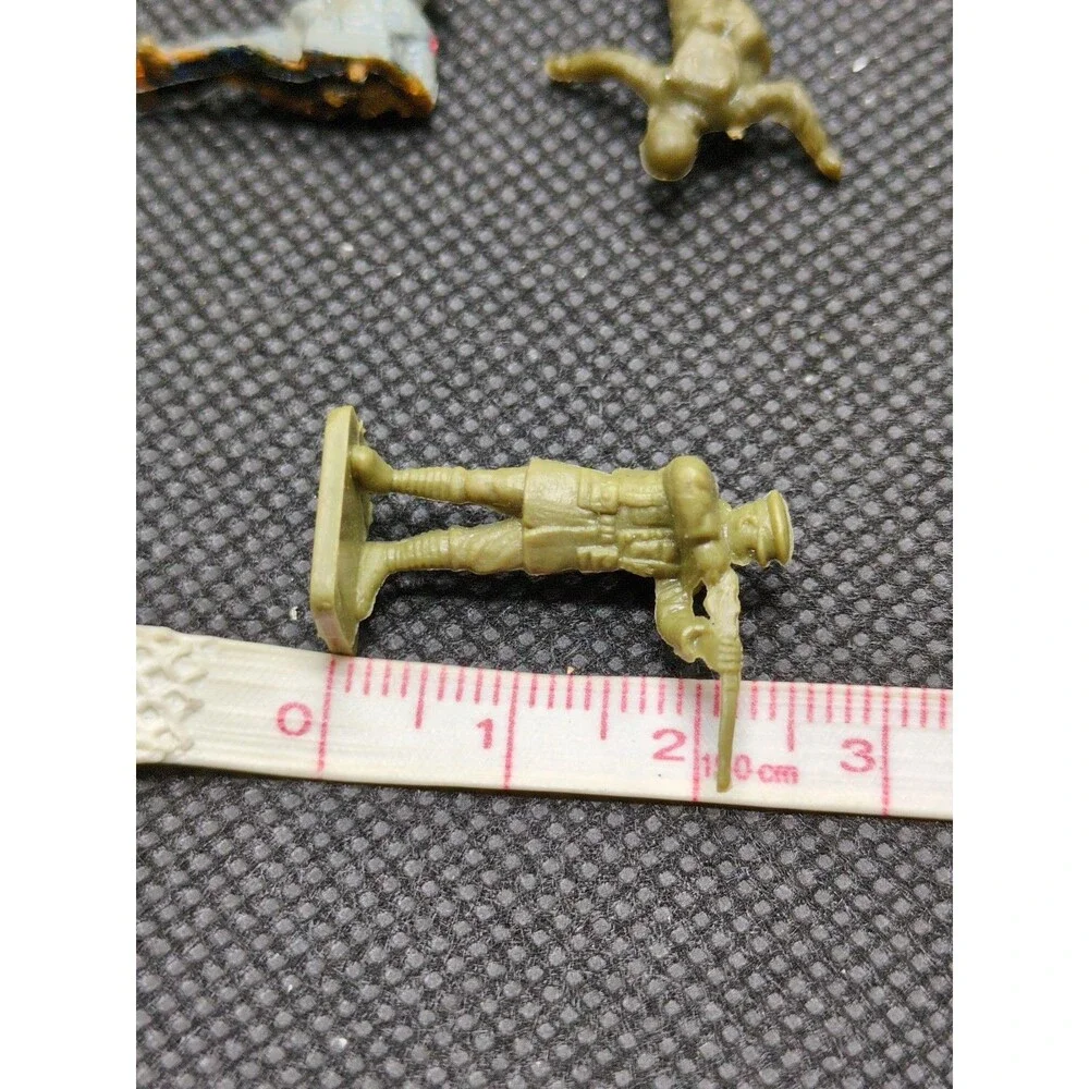 (27) Various Infantry Miniatures 1/72
